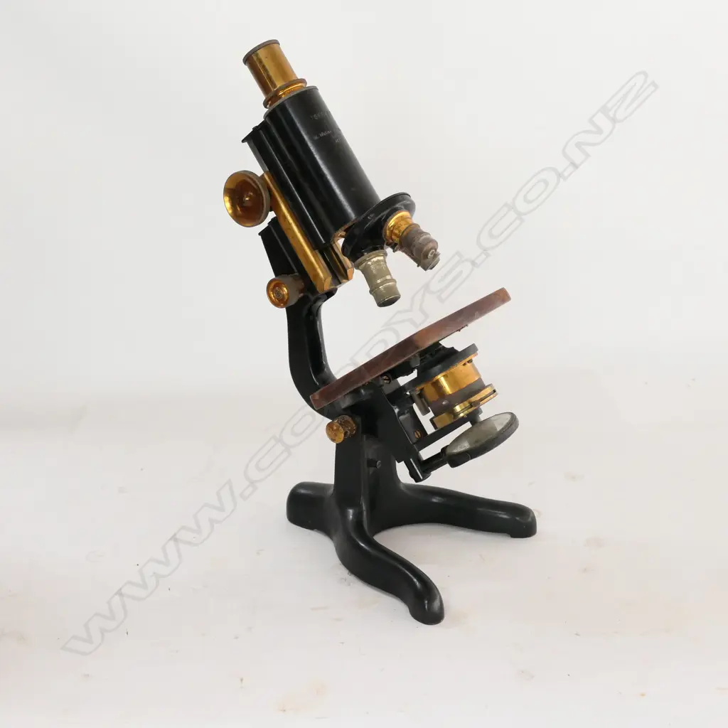 BLACK FINISHED STEEL & BRASS 'SERVICE' MICROSCOPE by W. WATSON & SON LTD., No.40778, IN BOX (NOT ORIGINAL) Image 1++